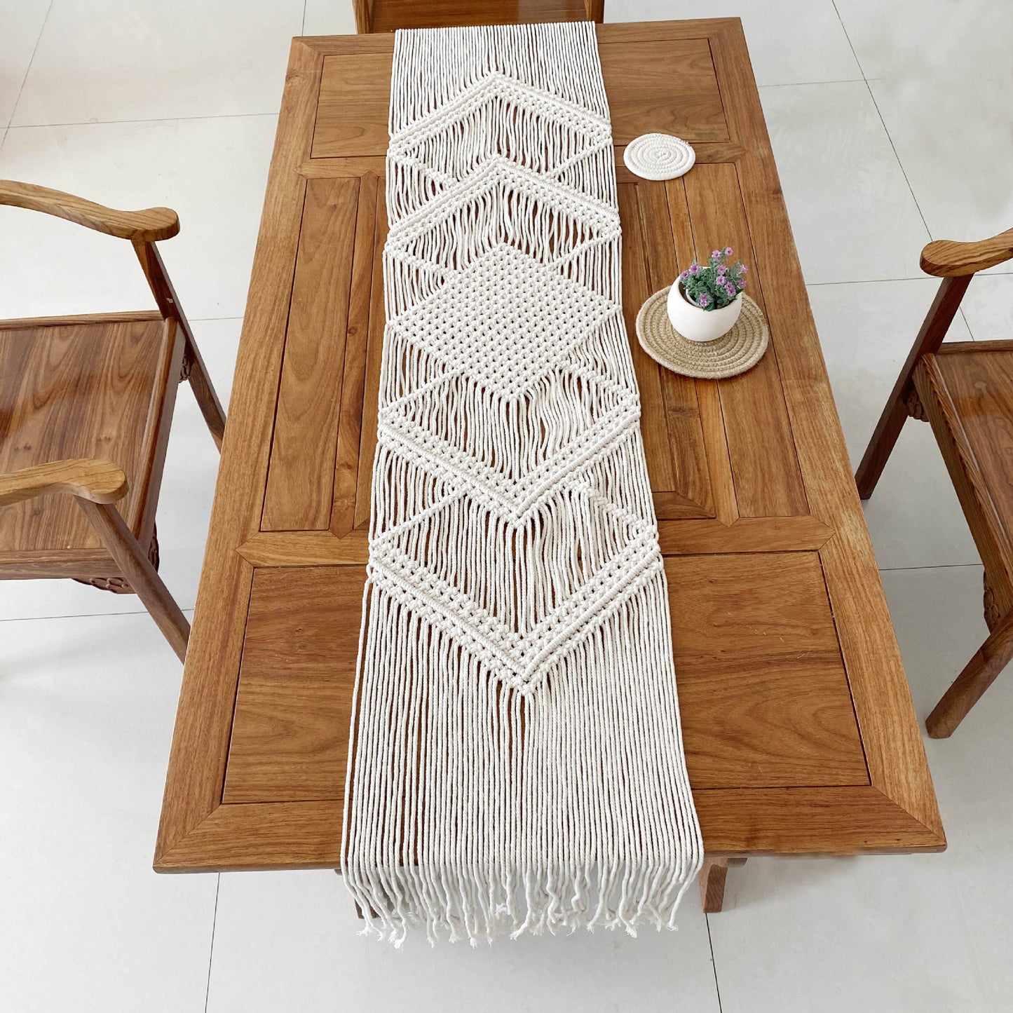 Factory Direct Sale Ins Nordic Table Runner Bohemia Hand-Woven Table Runner Tapestry Rope Woven Living Room Table Customization Magenta Charlie