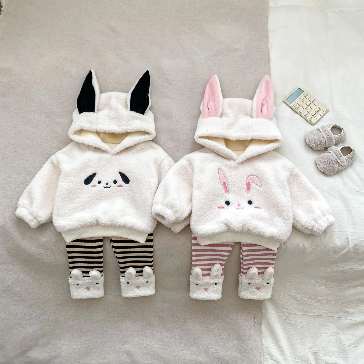 Winter Hot Selling Baby Unisex Long Sleeves Simple Rabbit Design Chocolate Lily